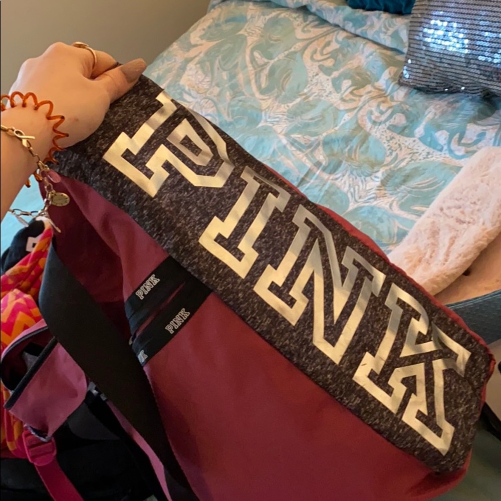 very good sized victoria secrete bag
